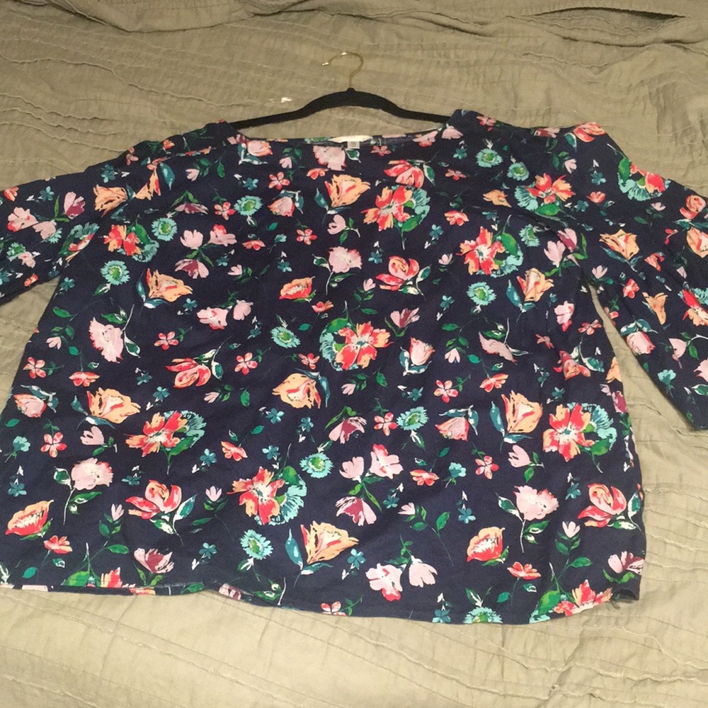 Floral top